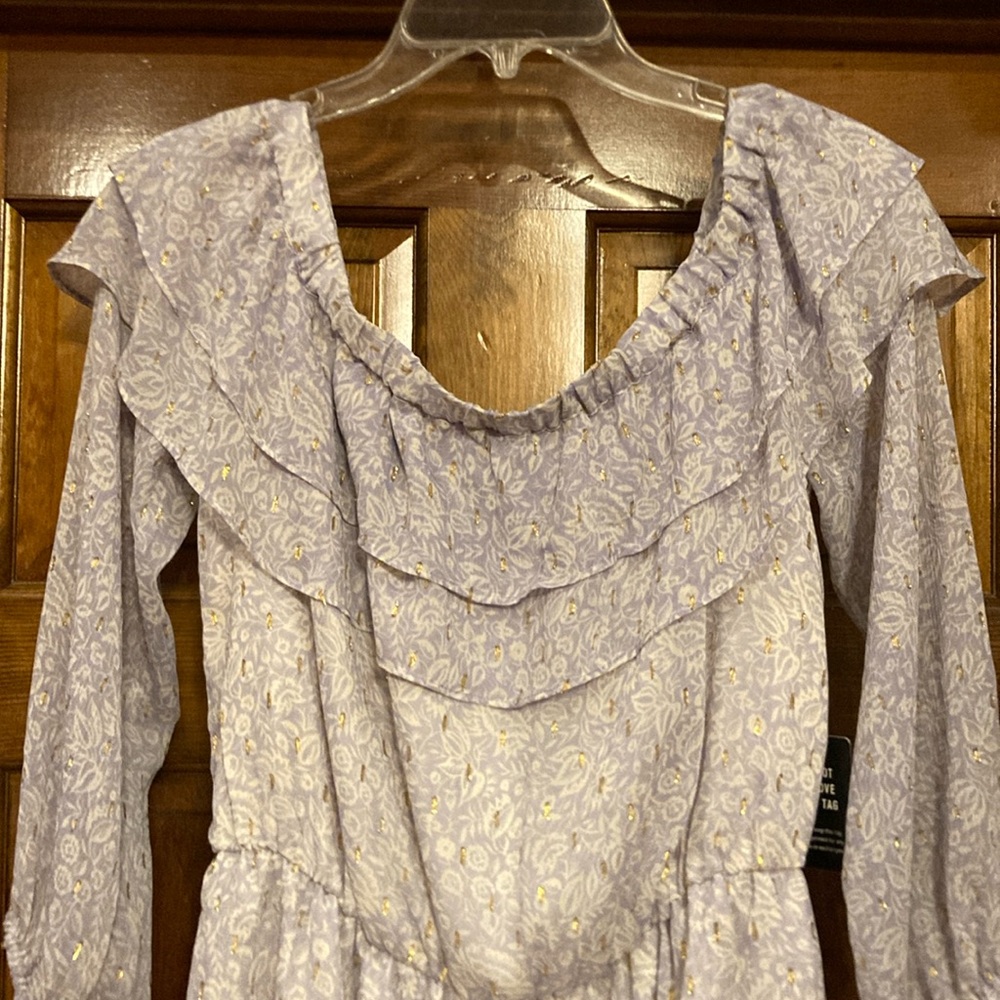 NWT Medium Express Lavender, White, and Gold Off-Shoulder Ruffle Romper (ABBA) - Picture 3 of 14